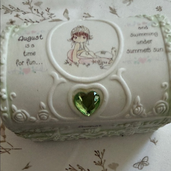 August Time for Fun Decorative Box - Picture 5 of 14